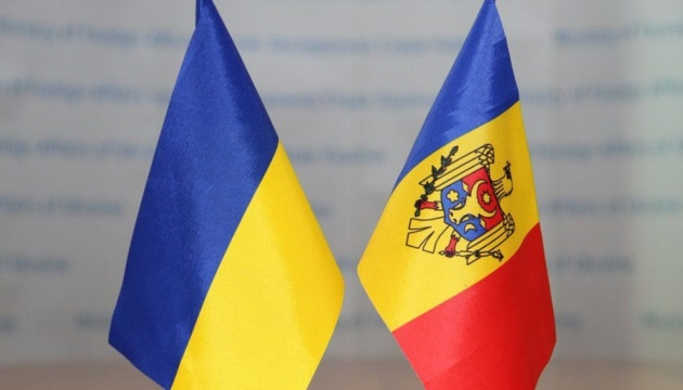 Україна та Молдова продовжили транспортний безвіз ще на два роки	